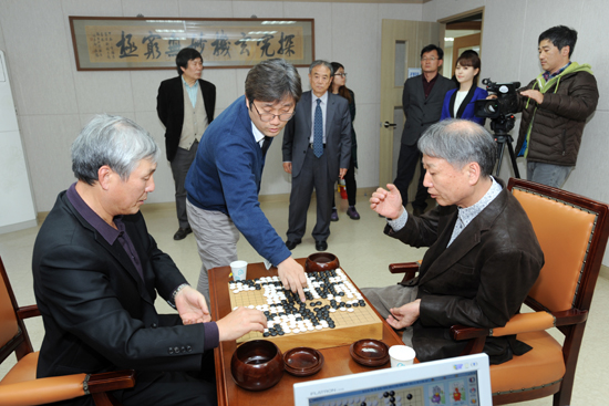 조훈현, ‘시니어 기왕전’ 정상 올라