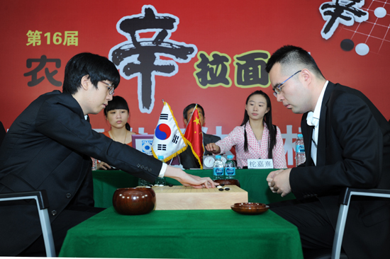 강동윤, 한국팀에 농심배 첫승 선사