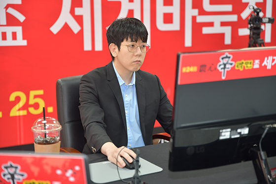 강동윤, 중국 퉈자시와 재대국 끝 승리