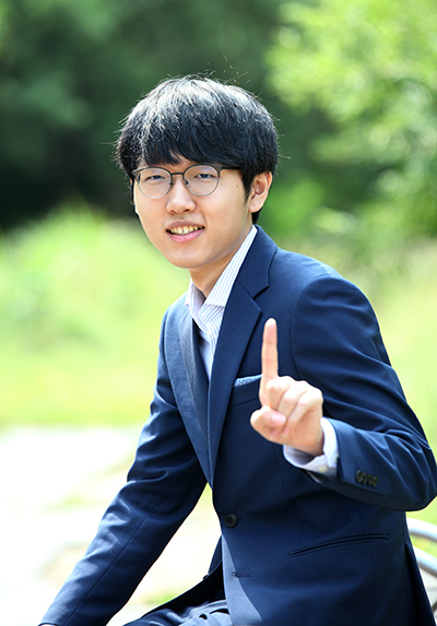 ‘무패행진’ 신진서, 3개월 연속 1위 올라