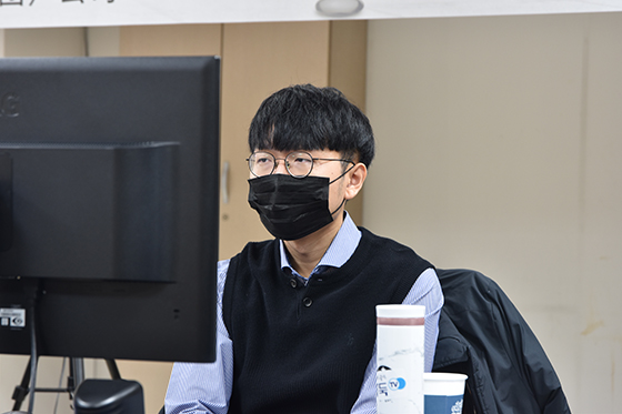 ‘국내랭킹 1위’ 신진서, 판팅위 꺾고 춘란배 나홀로 4강행