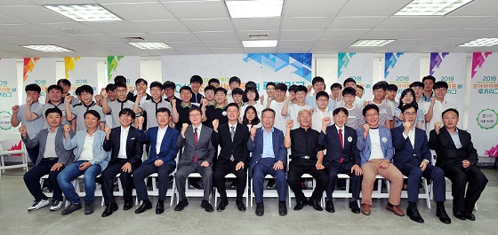 루키리그, 개막식 갖고 본격 레이스 시작