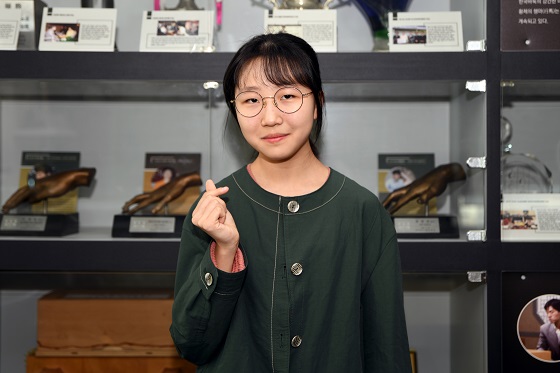 정유진, 프로 입단… “최정 사범님 같은 기사가 될래요”