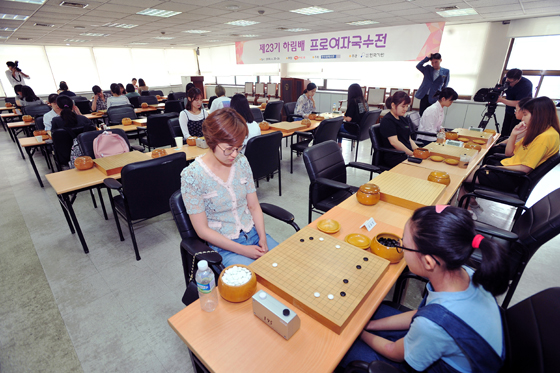하림배 개막, 23대 ‘프로여자국수’를 가린다 