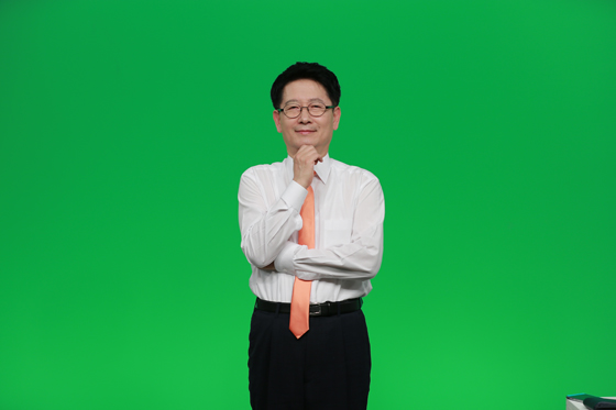 한철균, 입단 43년 만에 입신 등극