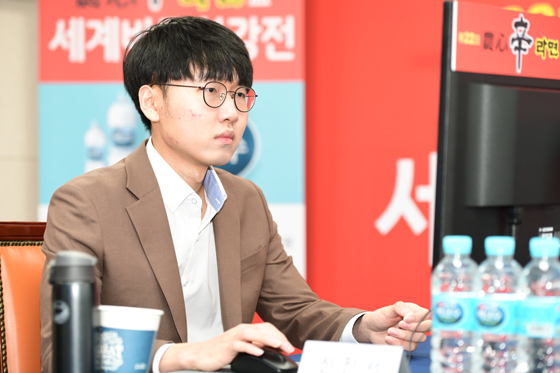 신진서, 2년 연속 농심신라면배 전승 신화 도전   