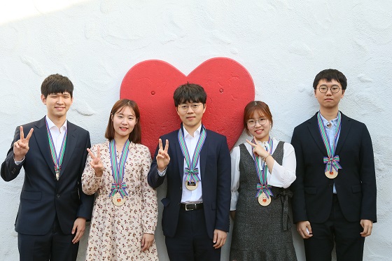 ‘신예바둑 최강’ 한국, 중국 누르고 오카게배 2연패