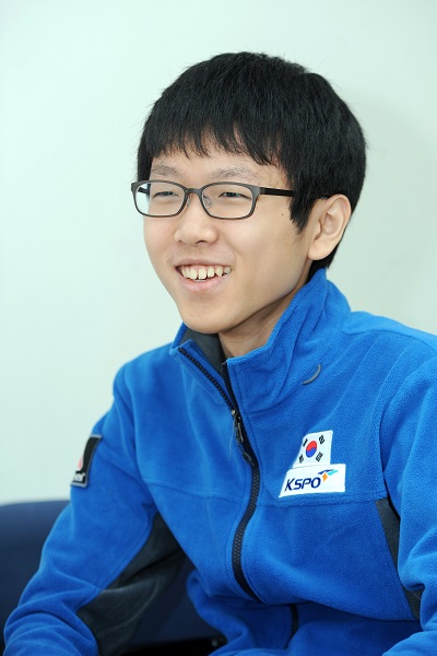 ‘밀레니엄둥이’ 신진서, 통산 200승 달성